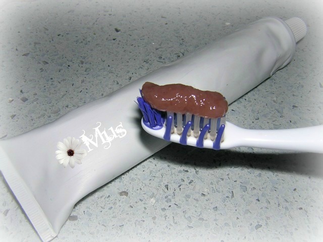 no fluoro vegan dentifricio
