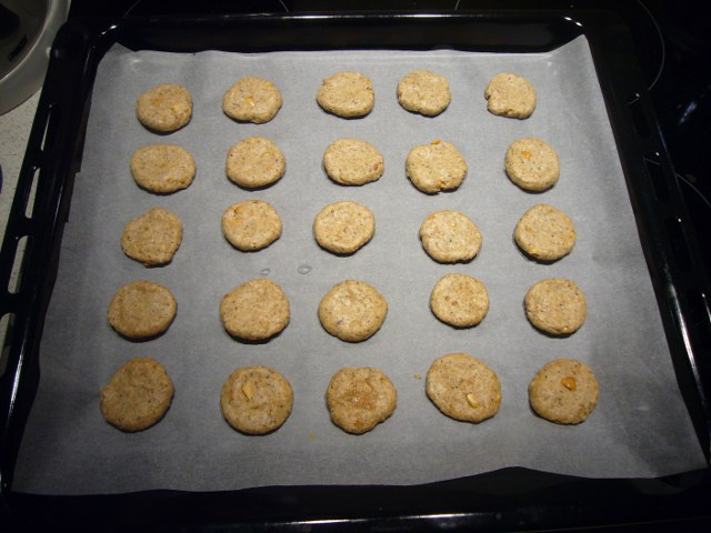 biscottini peanuts da cuocere